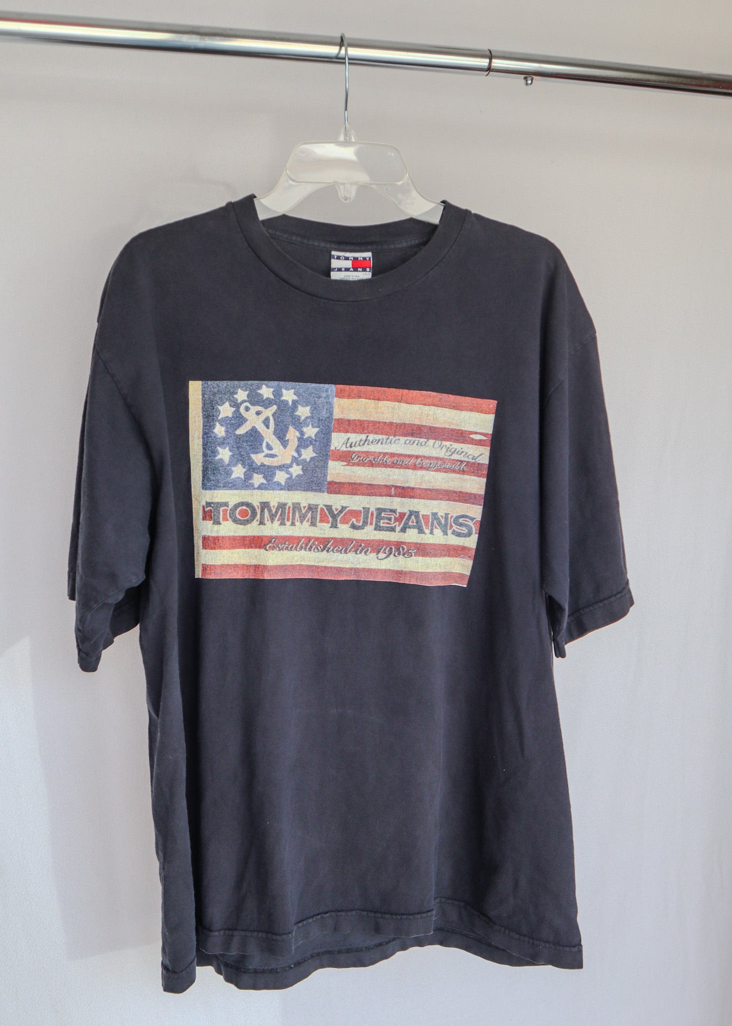 TOMMY TEE
